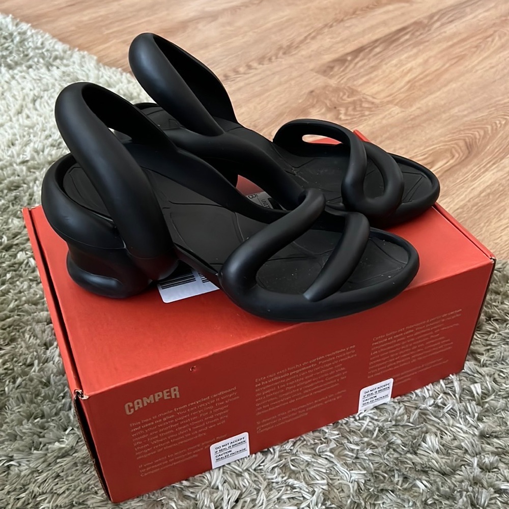 Camper Black Koborah Heels